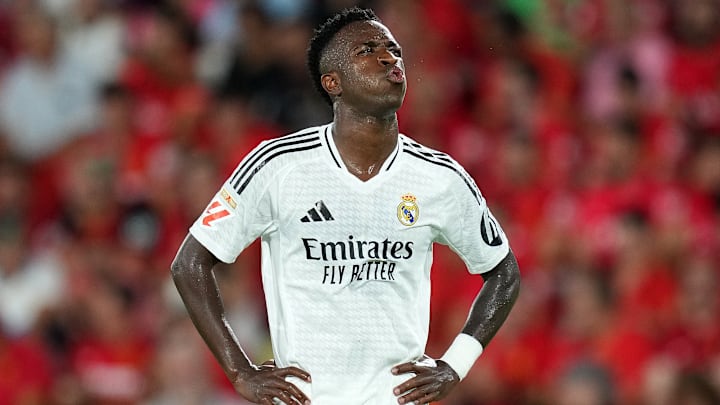 Atacante sofre com discriminação Atacante sofre com discriminação