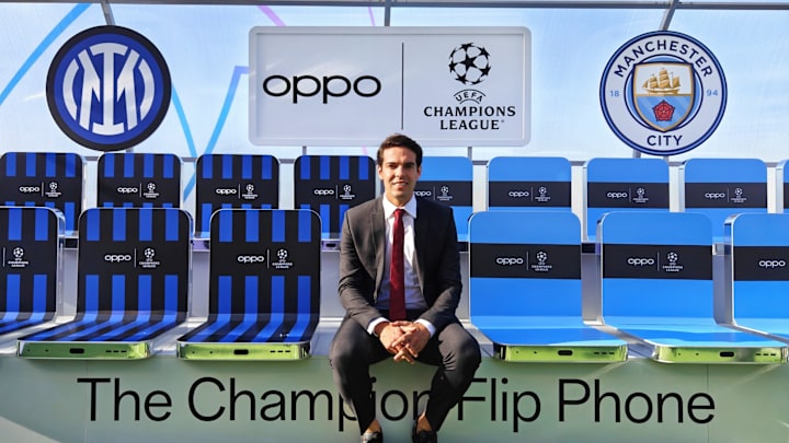 Kaka returns to Istanbul. Kaka returns to Istanbul.