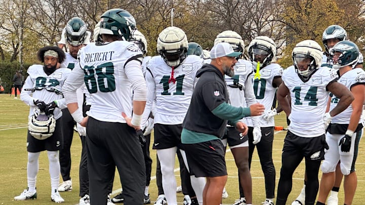 The Eagles prepare for a drill leading up to the Week 12 game vs. the Rams. The Eagles prepare for a drill leading up to the Week 12 game vs. the Rams.