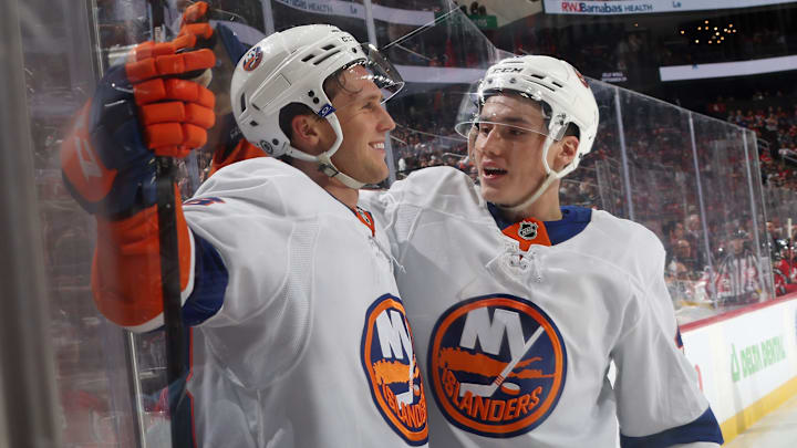 The New York Islanders will look to bounce back following a tough loss against the New York Rangers.