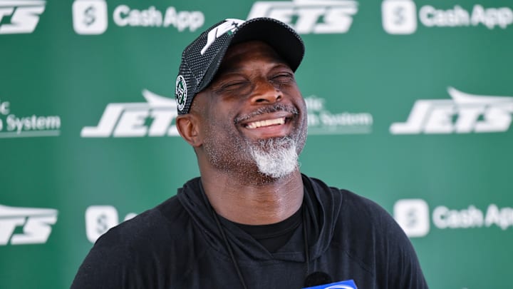 Jul 25, 2025; Florham Park, NJ, USA; New York Jets head coach Aaron Glenn speaks to the media during training camp at Atlantic Health Jets Training Center. Mandatory Credit: John Jones-Imagn Images Jul 25, 2025; Florham Park, NJ, USA; New York Jets head coach Aaron Glenn speaks to the media during training camp at Atlantic Health Jets Training Center. Mandatory Credit: John Jones-Imagn Images