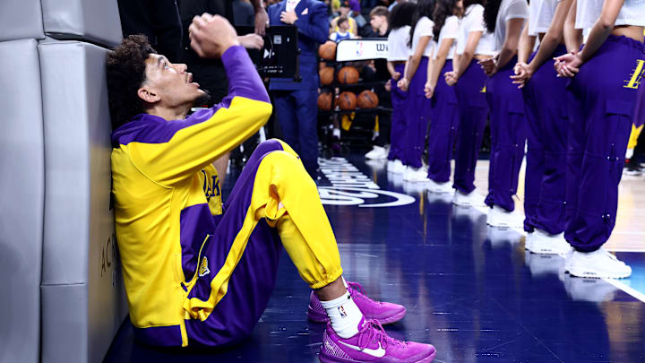 Phoenix Suns v Los Angeles Lakers