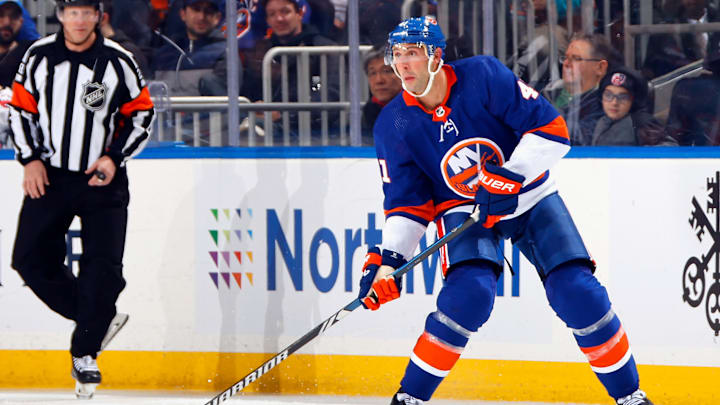 Toronto Maple Leafs v New York Islanders