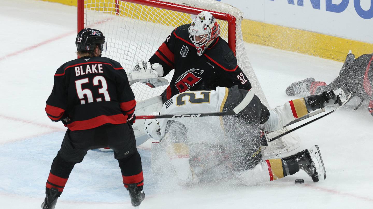Golden Knights lose an Original Misfit and Game 5 as Carolina pulls away