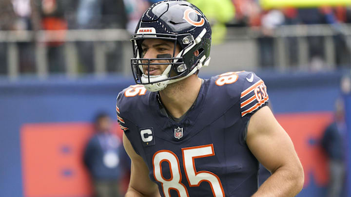 Bears tight end Cole Kmet had to do the long-snapping Sunday in London after an injury to Scott Daly. Bears tight end Cole Kmet had to do the long-snapping Sunday in London after an injury to Scott Daly.