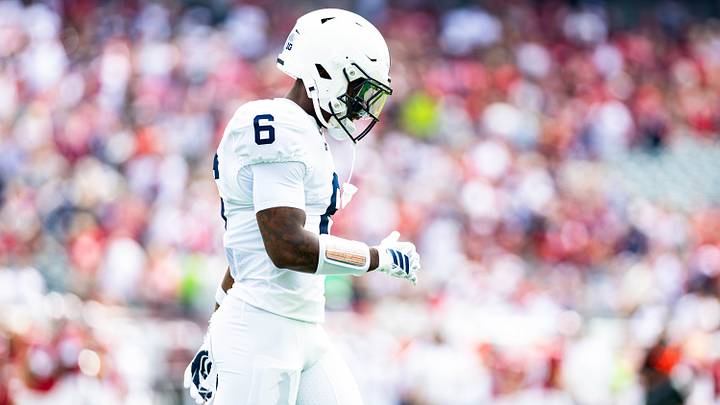 Penn State footbal's Koby Howard (6) Penn State footbal's Koby Howard (6)