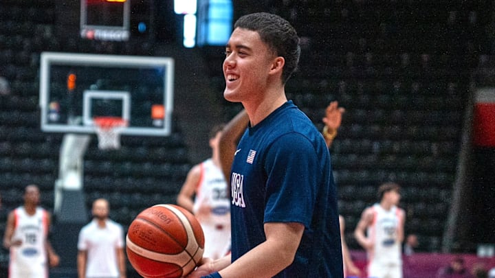 UW freshman JJ Mandaquit and the U.S. team won the U19 FIBA World Cup championship game.