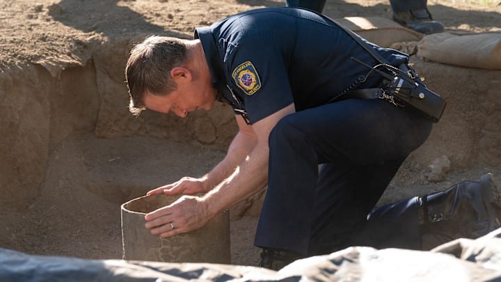 9-1-1 - ÒConfessionsÓ - When a toddler falls down a pipe and becomes trapped, the 118 must rely on more than their skills to rescue him. Meanwhile, old wounds are opened when members of the 118 race to the aid of a man dealing with a divorce. THURSDAY, NOV. 7 (8:00-9:00 p.m. EDT) on ABC. 
PETER KRAUSE