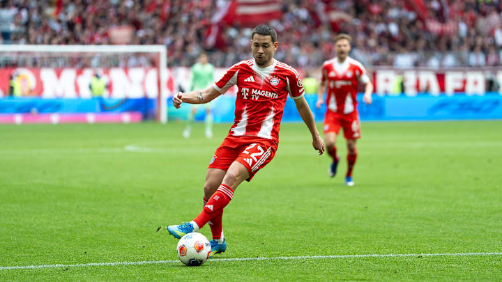Raphaël Guerreiro ist einer der wertvollsten Bundesliga-Profis, welche im Sommer ablösefrei zu haben sind Raphaël Guerreiro ist einer der wertvollsten Bundesliga-Profis, welche im Sommer ablösefrei zu haben sind