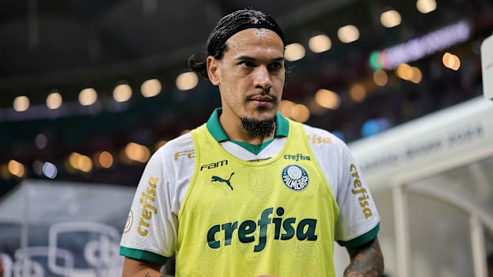 Gustavo Gómez se machucou e precisará de um longo período para retornar