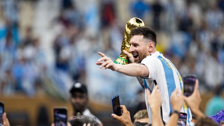 Campeão do Mundo, Lionel Messi é um dos favoritos ao prêmio no futebol masculino