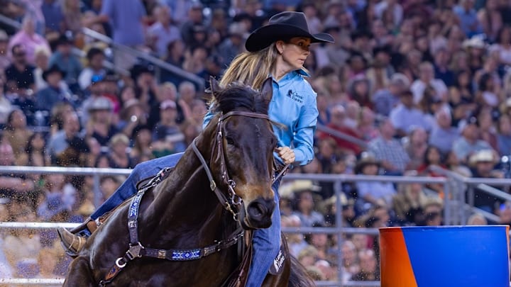 Mowry skyrocketed to the top of the World Standings after her RODEOHOUSTON win Mowry skyrocketed to the top of the World Standings after her RODEOHOUSTON win