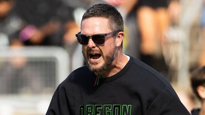 Oregon coach Dan Lanning Oregon coach Dan Lanning