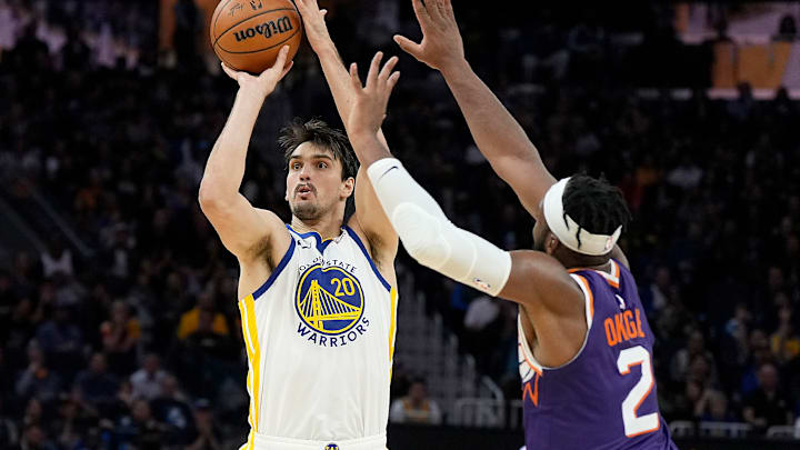 Phoenix Suns v Golden State Warriors