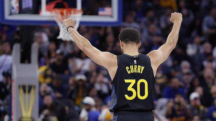 Oct 30, 2026; San Francisco, California, USA; Golden State Warriors guard Stephen Curry (30) puts his hands in the air between plays against the Los Angeles Lakers during the fourth quarter at Chase Center. Mandatory Credit: Kelley L Cox-Imagn Images