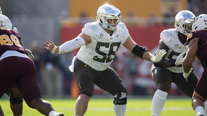 Nov 18, 2023; Tempe, Arizona, USA; Oregon Ducks offensive lineman Jackson Powers-Johnson (58)