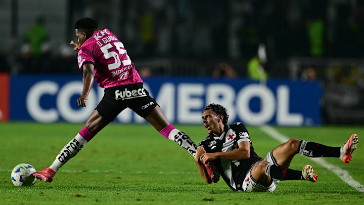 Clube fica pelo caminho no torneio continental Clube fica pelo caminho no torneio continental