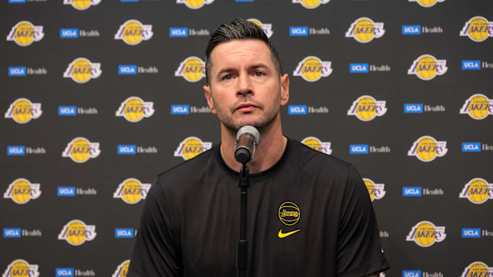 Golden State Warriors v Los Angeles Lakers