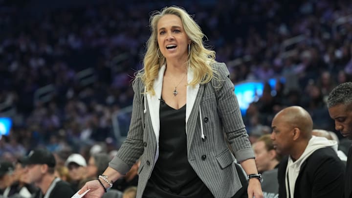 Jun 7, 2025; San Francisco, California, USA; Las Vegas Aces head coach Becky Hammon yells during the first quarter against the Golden State Valkyries at Chase Center. Mandatory Credit: Darren Yamashita-Imagn Images Jun 7, 2025; San Francisco, California, USA; Las Vegas Aces head coach Becky Hammon yells during the first quarter against the Golden State Valkyries at Chase Center. Mandatory Credit: Darren Yamashita-Imagn Images