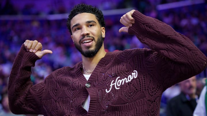 Oct 27, 2025; New Orleans, Louisiana, USA; Boston Celtics forward Jayson Tatum reacts during introductions during a game against the New Orleans Pelicans at Smoothie King Center. Mandatory Credit: Matthew Hinton-Imagn Images Oct 27, 2025; New Orleans, Louisiana, USA; Boston Celtics forward Jayson Tatum reacts during introductions during a game against the New Orleans Pelicans at Smoothie King Center. Mandatory Credit: Matthew Hinton-Imagn Images