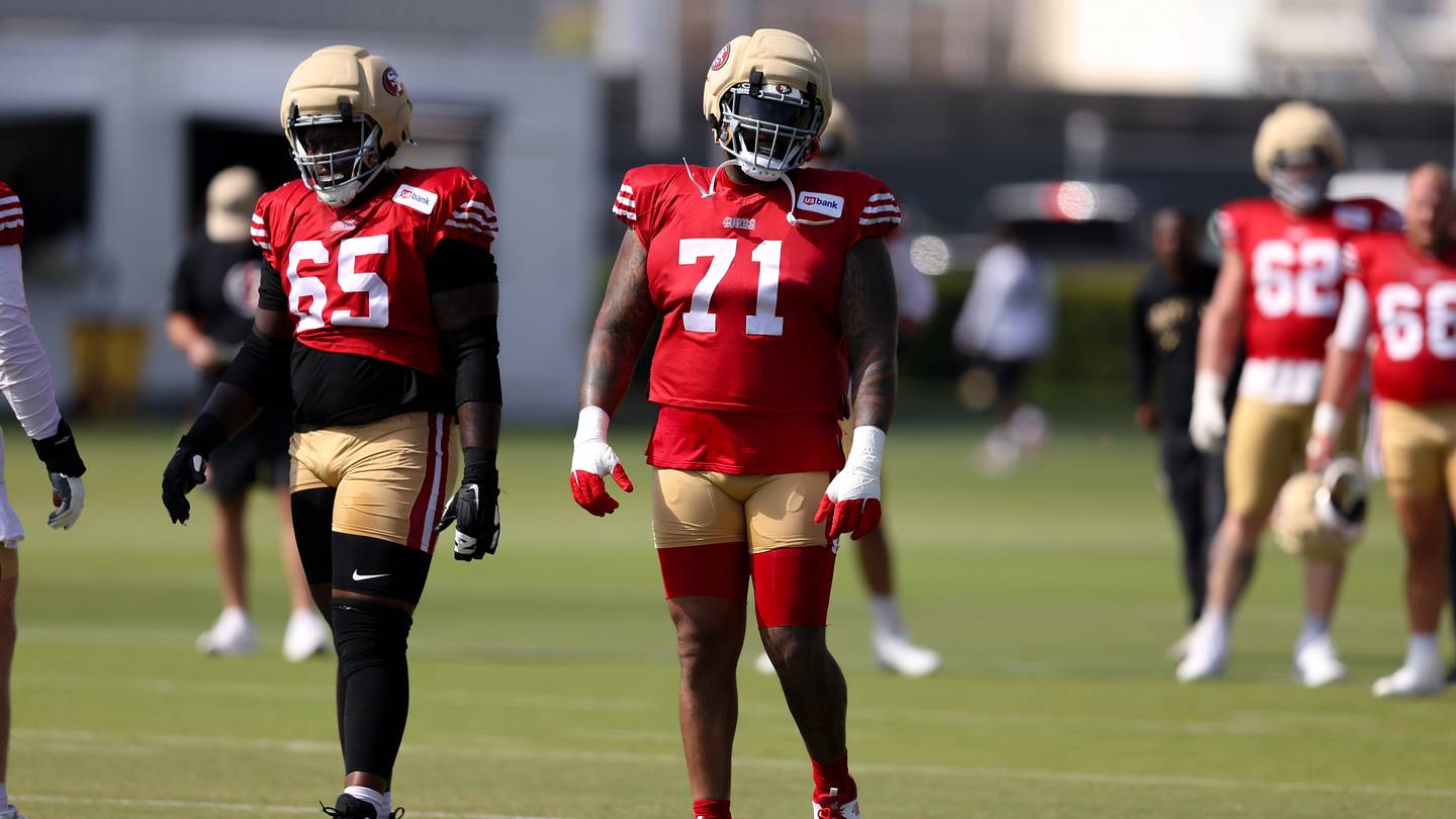 Dominick Puni Sounds Off on 49ers LT Trent Williams’ Longevity