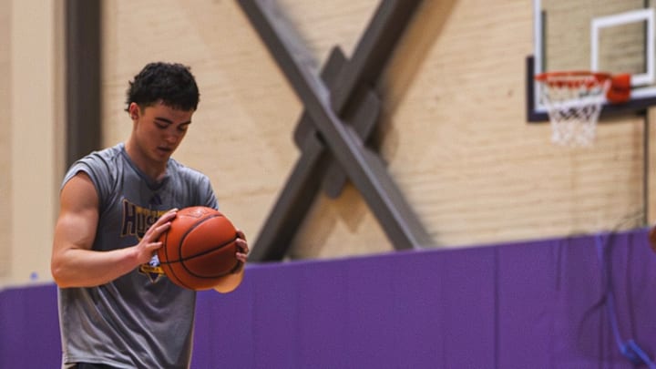 JJ Mandaquit has arrived the UW before any other basketball newcomer. JJ Mandaquit has arrived the UW before any other basketball newcomer.
