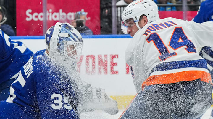 New York Islanders v Toronto Maple Leafs