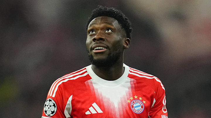 Alphonso Davies revealed the mental challenges he faced after surgery for his ACL and meniscus injuries. 