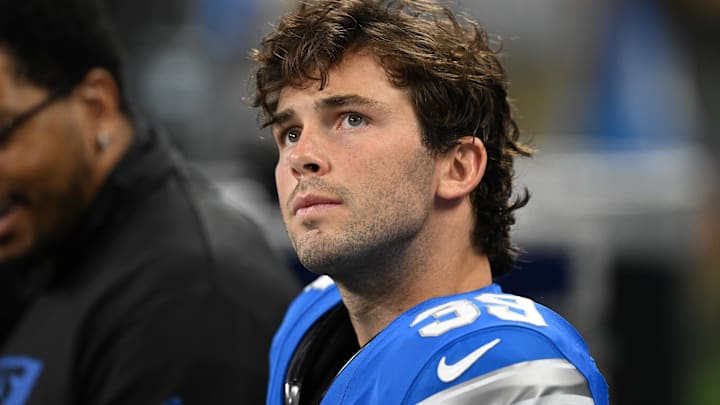 Aug 16, 2025; Detroit, Michigan, USA; Detroit Lions kicker Jake Bates (39) watches the action from the bench during the Lions game against the Miami Dolphins in the first quarter at Ford Field. Aug 16, 2025; Detroit, Michigan, USA; Detroit Lions kicker Jake Bates (39) watches the action from the bench during the Lions game against the Miami Dolphins in the first quarter at Ford Field.