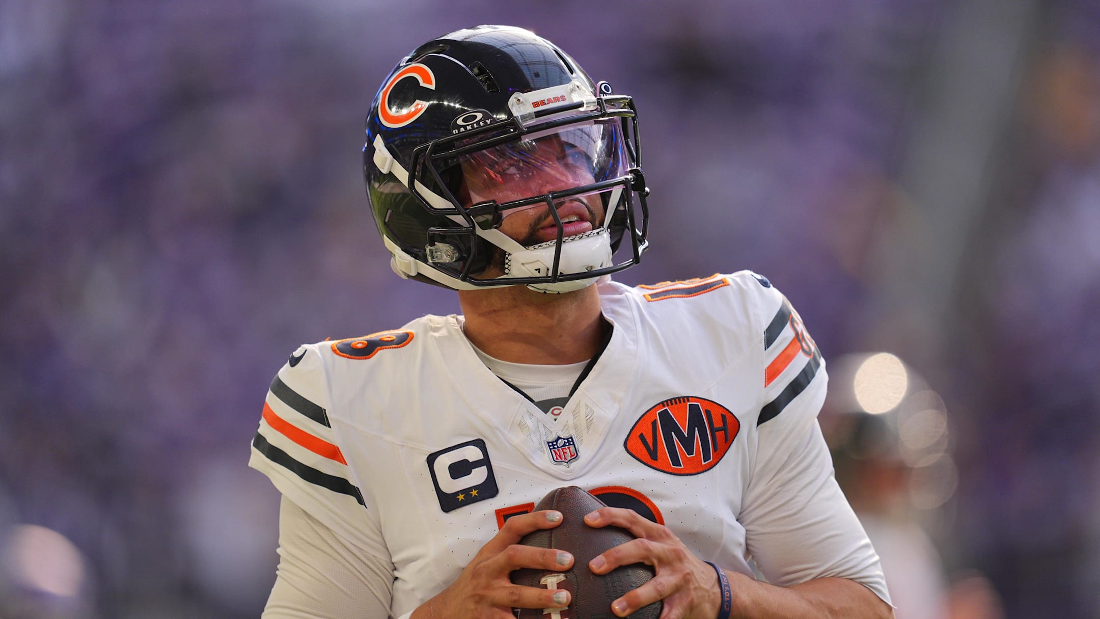 Caleb Williams Fires Up Bears’ Offense: 'We’ve Got Too Much Talent to Waste Opportunities'