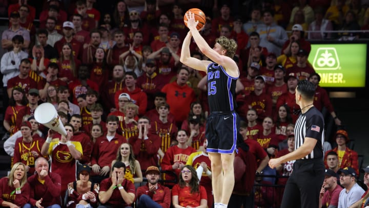 Mar 6, 2024; Ames, Iowa, USA; Brigham Young Cougars guard Richie Saunders (15) shoots and scores against the Iowa State Cyclones at James H. Hilton Coliseum. Mandatory Credit: Reese Strickland-USA TODAY Sports
Mar 6, 2024; Ames, Iowa, USA; Brigham Young Cougars guard Richie Saunders (15) shoots and scores against the Iowa State Cyclones at James H. Hilton Coliseum. Mandatory Credit: Reese Strickland-USA TODAY Sports