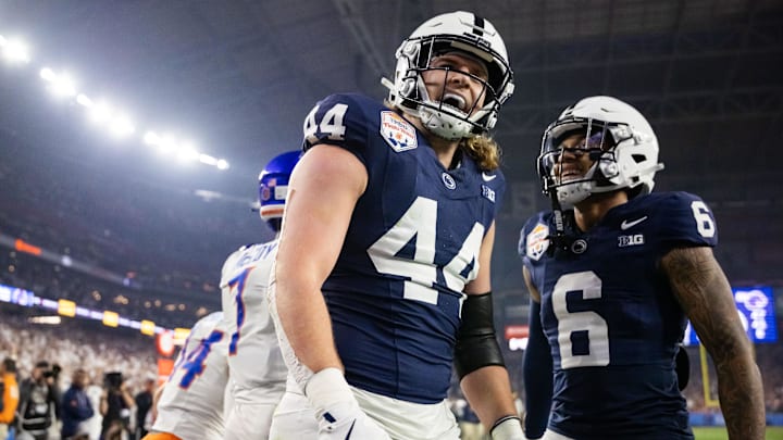 Penn State Nittany Lions tight end Tyler Warren