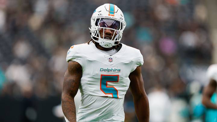 Miami Dolphins running back Jaylen Wright (5) walks onto the field before the game against the Las Vegas Raiders at Allegiant Stadium. Mandatory Credit: David Brytus-Imagn Images.
