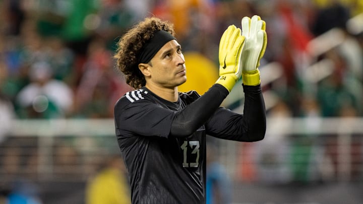 El portero Guillermo Ochoa.