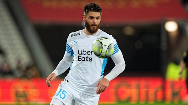 À un an de la fin de son contrat, Duje Caleta-Car pourrait partir à l'OM.