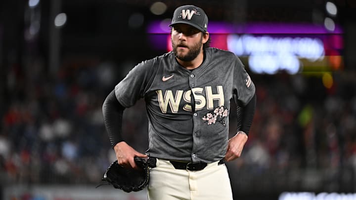 Sep 27, 2024; Washington, District of Columbia, USA;  Washington Nationals pitcher Trevor Williams (32) walks to the dugout after the second inning against the Philadelphia Phillies at Nationals Park. 