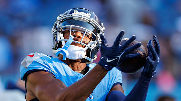 San Francisco 49ers v Tennessee Titans