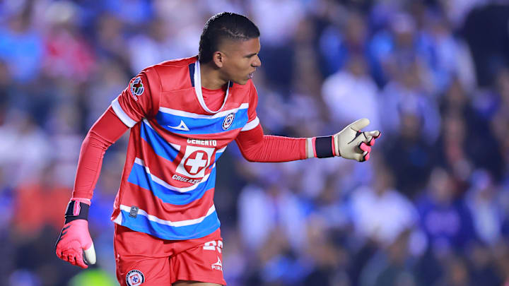 Kevin Mier podría marcharse al Porto