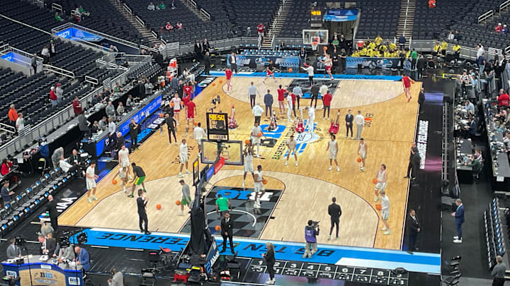 Indiana and Oregon warm up before their Big Ten men's basketball tournament game at Gainbridge Fieldhouse in Indianapolis on March 13, 2025.