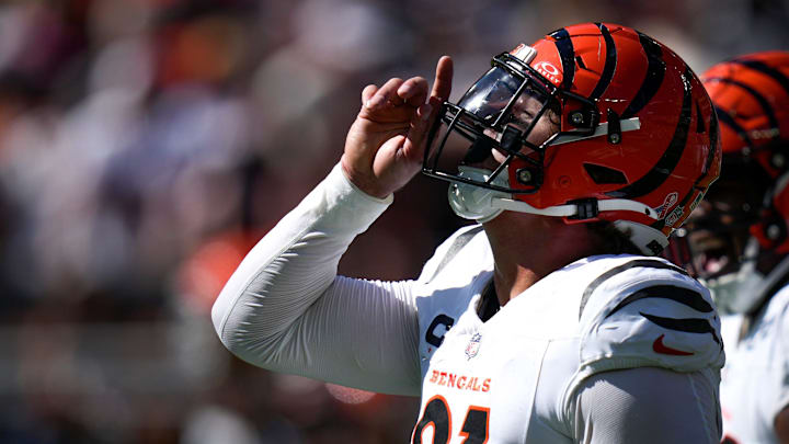 Cincinnati Bengals defensive end Trey Hendrickson (91) celebrates a sack in the fourth quarter of the NFL Week 1 game between the Cleveland Browns and the Cincinnati Bengals at Huntington Bank Field in Cleveland on Sunday, Sept. 7, 2025. The Bengals begin the season with a 17-16 win over the Browns.