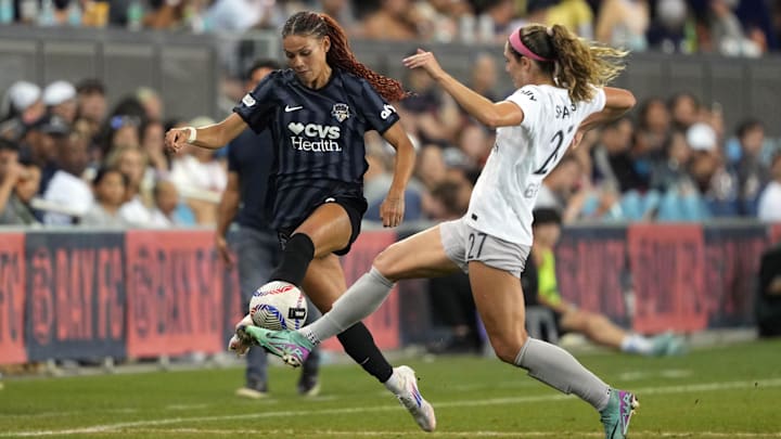 Washington Spirit forward Trinity Rodman (2) and Bay FC defender Kayla Sharples (27)  