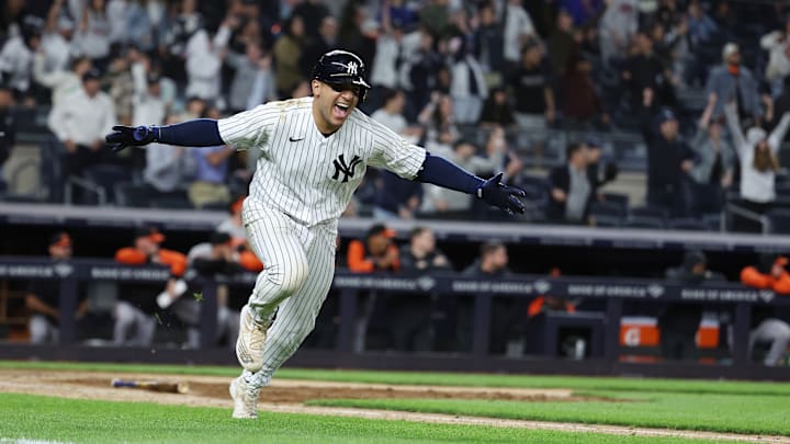 Treviño le dio la victoria a los Yankees en entradas extras