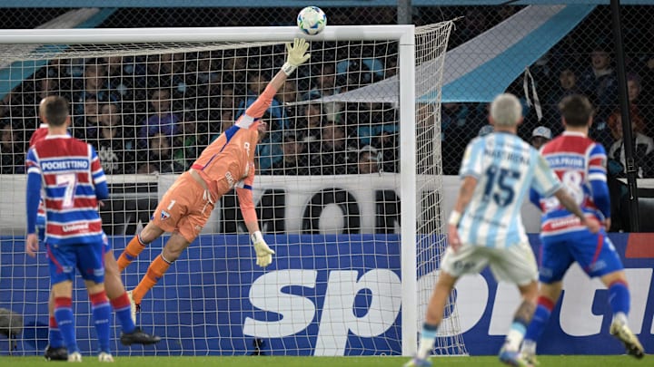 Leão terá que usar terceiro goleiro na próxima rodada