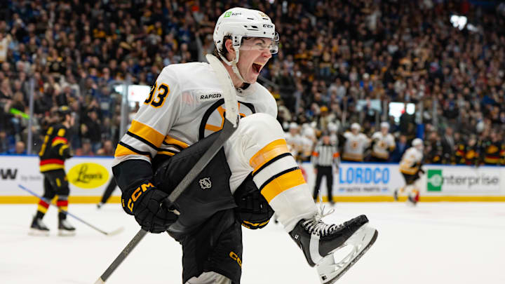 Boston Bruins v Vancouver Canucks