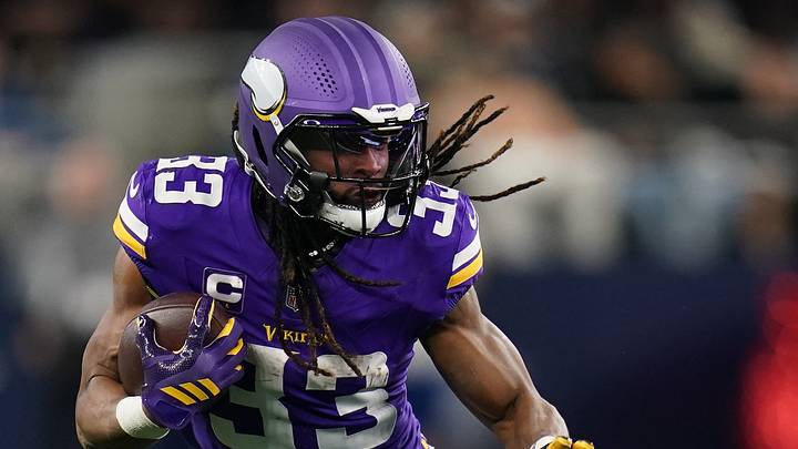 Minnesota Vikings running back Aaron Jones Sr. Minnesota Vikings running back Aaron Jones Sr.