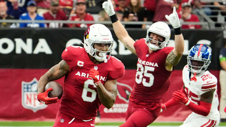 Sep 17, 2023; Glendale, AZ, USA; Arizona Cardinals running back James Conner (6) carries the ball Sep 17, 2023; Glendale, AZ, USA; Arizona Cardinals running back James Conner (6) carries the ball