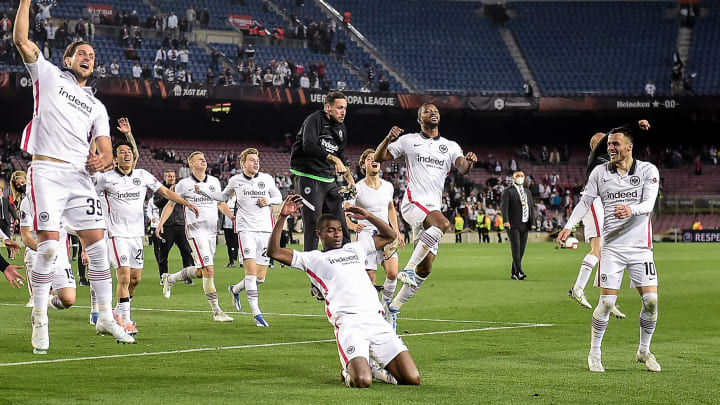 Die Eintracht nach dem phänomenalen Sieg über Barcelona