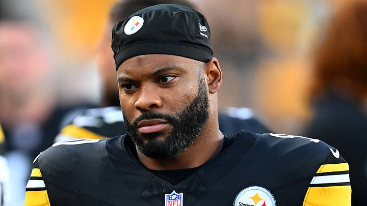 Pittsburgh Steelers linebacker Elandon Roberts Pittsburgh Steelers linebacker Elandon Roberts
