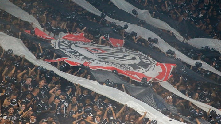 Corinthians tem mais de R$ 160 milhões a receber de outros clubes por vendas de jogadores