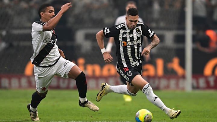 Paulinho marcou um dos gols do Galo na partida